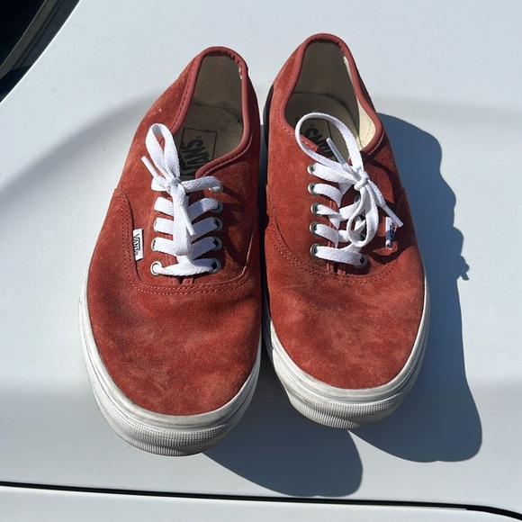 Vans wore once or twice new - Picture 2 of 2